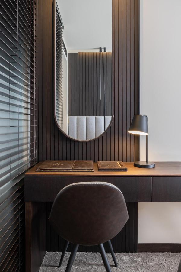 Derand Hotel Pristina Esterno foto